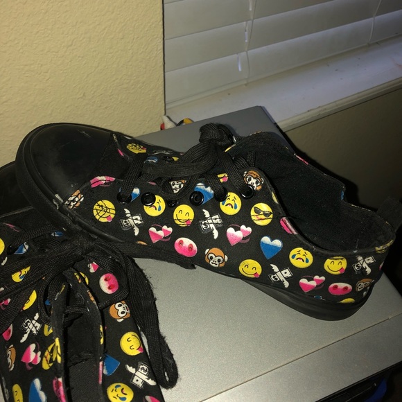 Emoji Sneakers - Picture 4 of 5